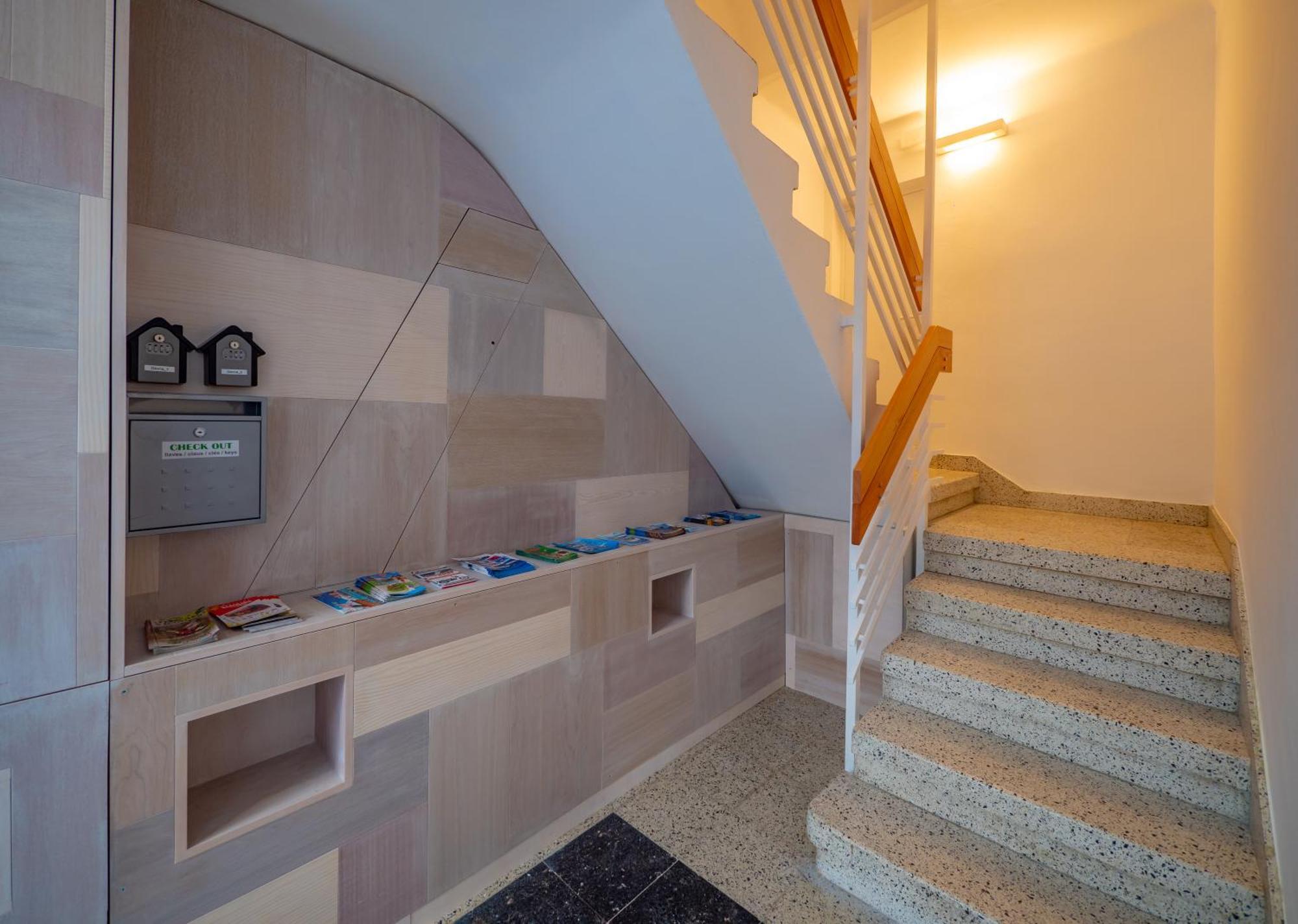 Agi Gloria Rooms Roses Exterior foto